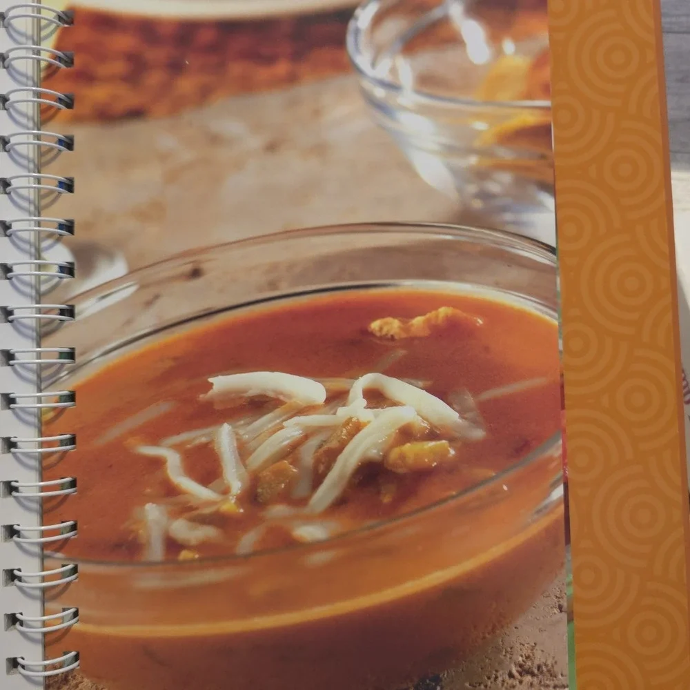 Dump Soups And Dump Dinners 2014 Lot Of 2 Cookbooks Favorite Brand Name Recipes